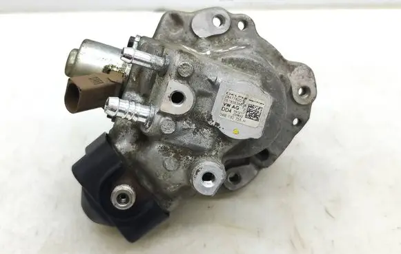 Volkswagen Transporter - Caravelle T6 Fuel injection high pressure pump 04B130755H 28477820 0578353MLR