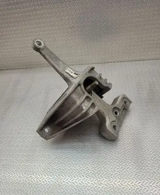 Hyundai Kona I Engine mount bracket 21810G4000
