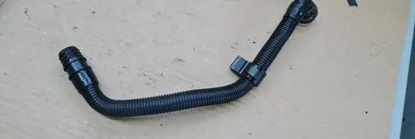 Audi A5 8T 8F Breather hose/pipe 03L103493AB