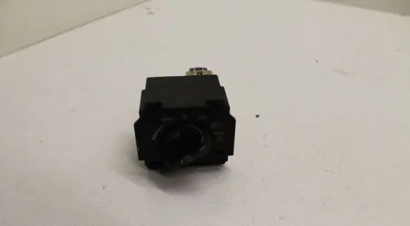 Jaguar S-Type Light switch XR8311654AG