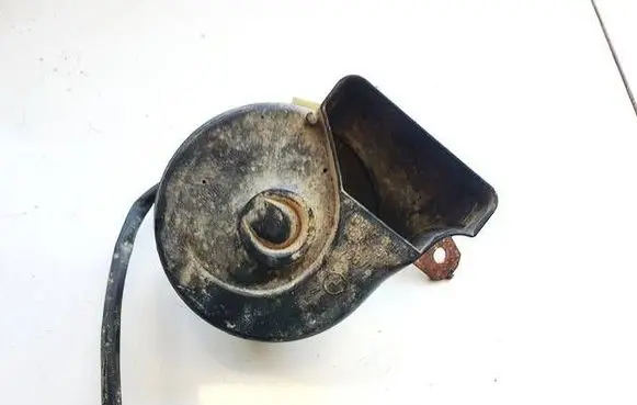Mercedes-Benz E W211 Horn signal e30055307