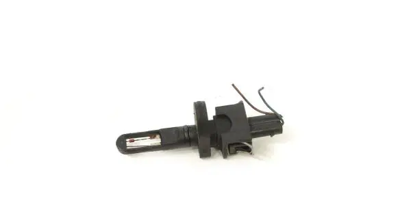 Volkswagen PASSAT B5 Mass air flow meter 058905379