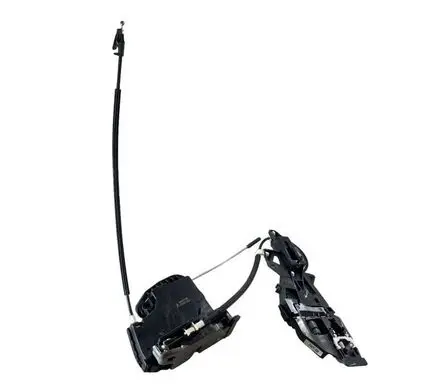 Chevrolet Equinox Rear door lock 13533609 46081100 3056736