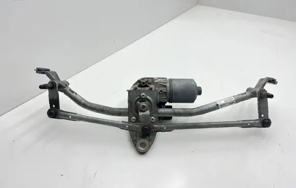 BMW X3 F25 Front wiper linkage and motor 7213275