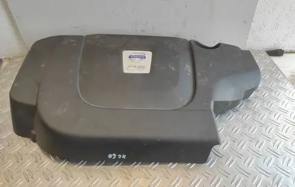 Volvo XC60 Engine cover (trim)