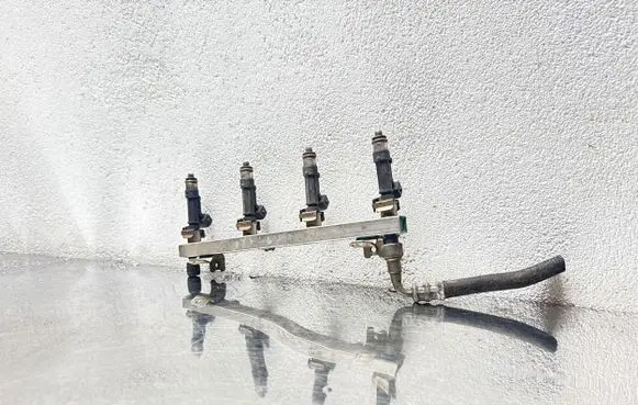 Opel Astra H Fuel injectors set 280151208