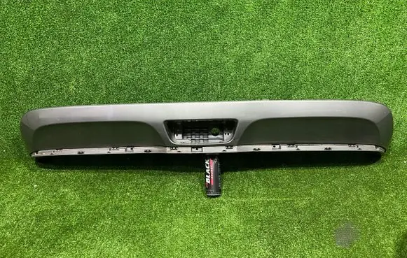 Suzuki Vitara (LY) Rear bumper lower part trim 7187186R0