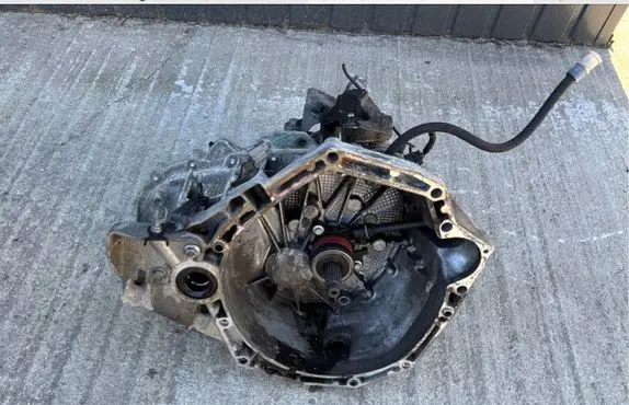Renault Megane III Manual 5 speed gearbox TL4A054