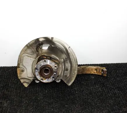 BMW X5 F15 Front wheel hub 6773783