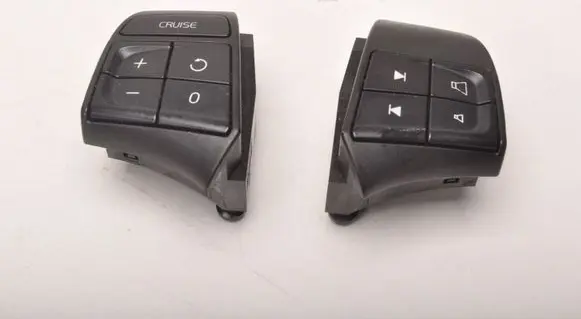 Volvo S40 Steering wheel buttons/switches 31313950