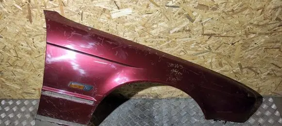 BMW 5 E34 Fender