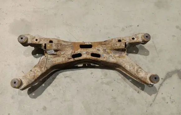Opel Vectra C Rear subframe 
