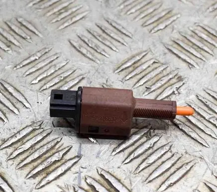 Tesla Model Y Brake pedal sensor switch 104468100B