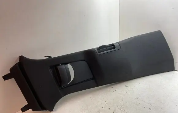 Volvo XC60 (B) pillar trim (top) 32132589