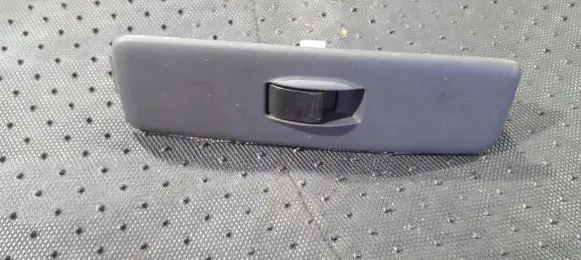 Toyota RAV 4 (XA10) Electric window control switch 7423242020
