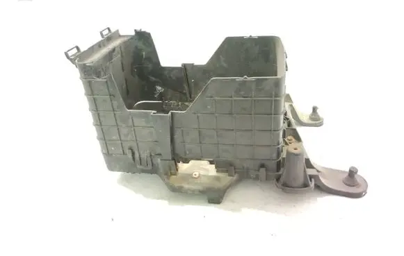 Battery box tray
