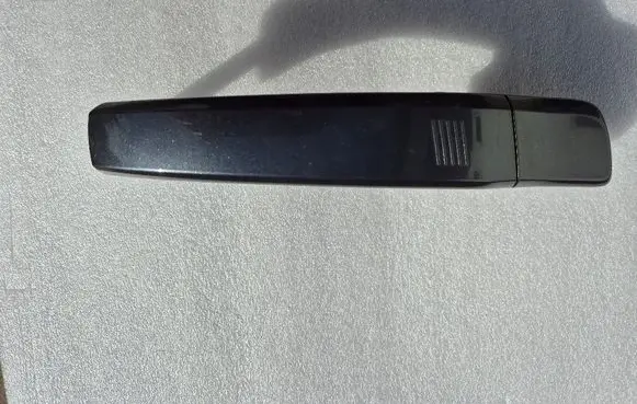 BMW i3 Loading door exterior handle/bracket 7379754