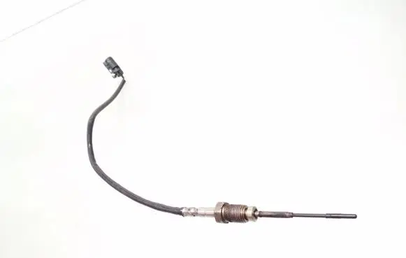 BMW 1 F20 F21 Exhaust gas temperature sensor 8570234
