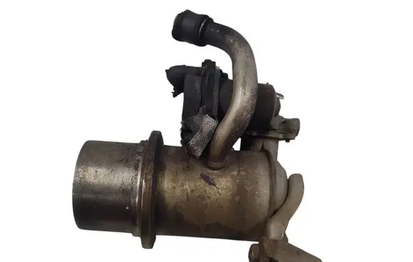 Audi A3 S3 8V EGR valve 04L131512D Y2392008