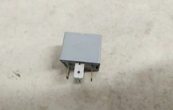 Skoda Fabia Mk1 (6Y) Other relay 141951253 20240072