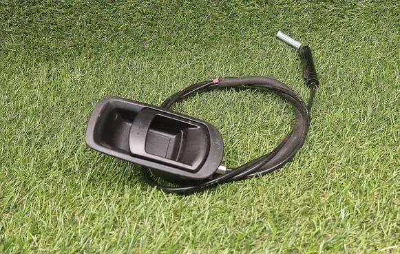 Mazda 6 Engine bonnet (hood) release handle 