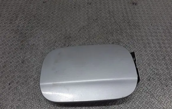 Mercedes-Benz A W169 Fuel tank cap A0005843117
