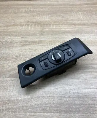 BMW 5 E60 E61 Light switch 6988555 019025