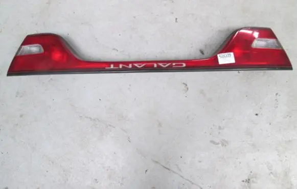 Mitsubishi Galant Number plate light