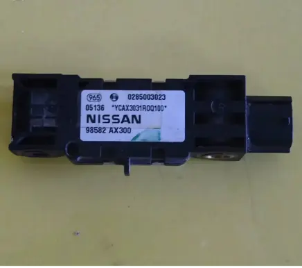 Nissan Micra Airbag deployment crash/impact sensor 98582AX300