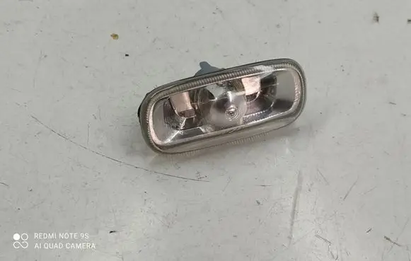 Audi A6 S6 C6 4F Front fender indicator light 8E0949127