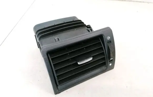Ford Mondeo Mk III Dash center air vent grill D1B1A