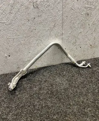 Volkswagen Touran III Air conditioning (A/C) pipe/hose 5QB816738