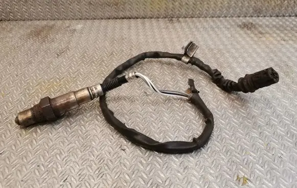 Mercedes-Benz C W203 Lambda probe sensor 0025400617