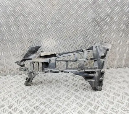 Mercedes-Benz C W205 Front bumper mounting bracket A2058850565