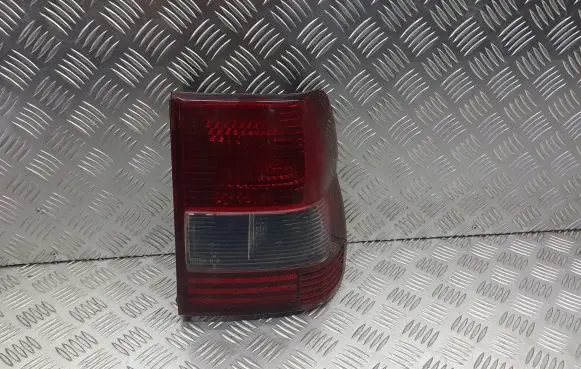 Mitsubishi Pajero Rear/tail lights BRAK