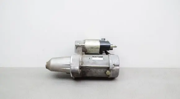 Mercedes-Benz B W246 W242 Starter motor A2709060026 428009140
