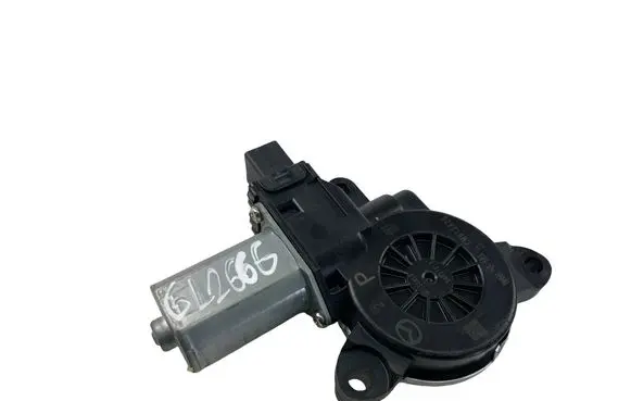 Mazda CX-5 II Front door window regulator motor BHN95958X
