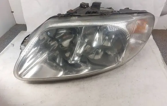 Chrysler Voyager Headlight/headlamp 04857703AB 5870100000 58791