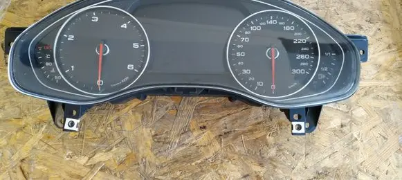 Audi A7 S7 4G Speedometer (instrument cluster) 4G8920932M
