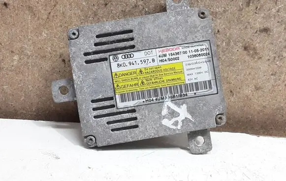 Volkswagen PASSAT B7 Headlight ballast module Xenon 8K0941597B