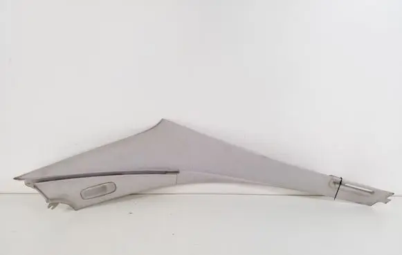 (D)pillar trim (top)