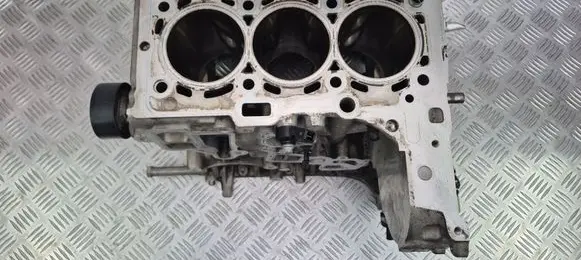 BMW 2 F45 Engine block 8604480 8513372 F6260970