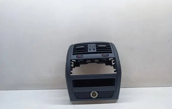 BMW 5 F10 F11 Rear air vent grill 9206664 51169206664