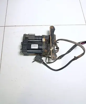 Porsche Panamera (970) Air suspension compressor/pump GP76M35 88561003807