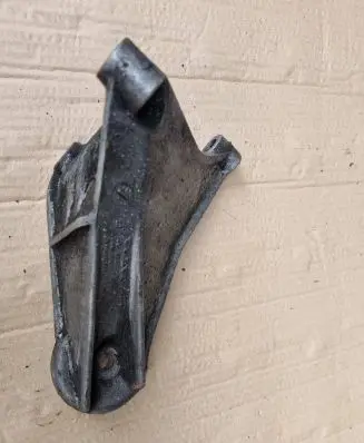 Volvo S60 Engine mounting bracket 7397889