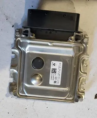 Renault Trafic III (X82) Adblue control unit 237G00049R 237G00001R 0281032615