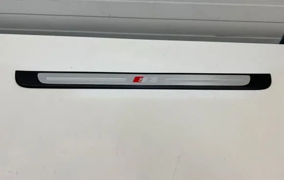 Audi A3 S3 8V Front sill trim cover 8v4853491D