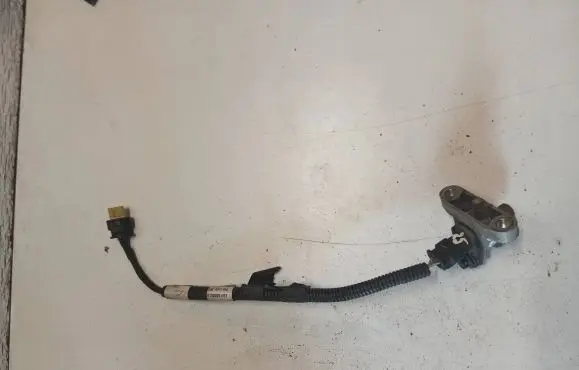 Volvo XC90 Crankshaft position sensor 31441271