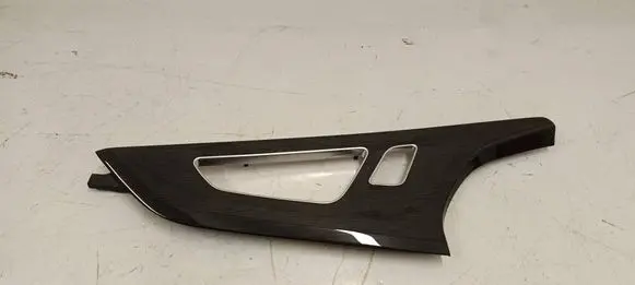 Audi Q8 Front door trim bar 4m8867439j