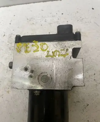Peugeot 407 ABS Pump 15710605